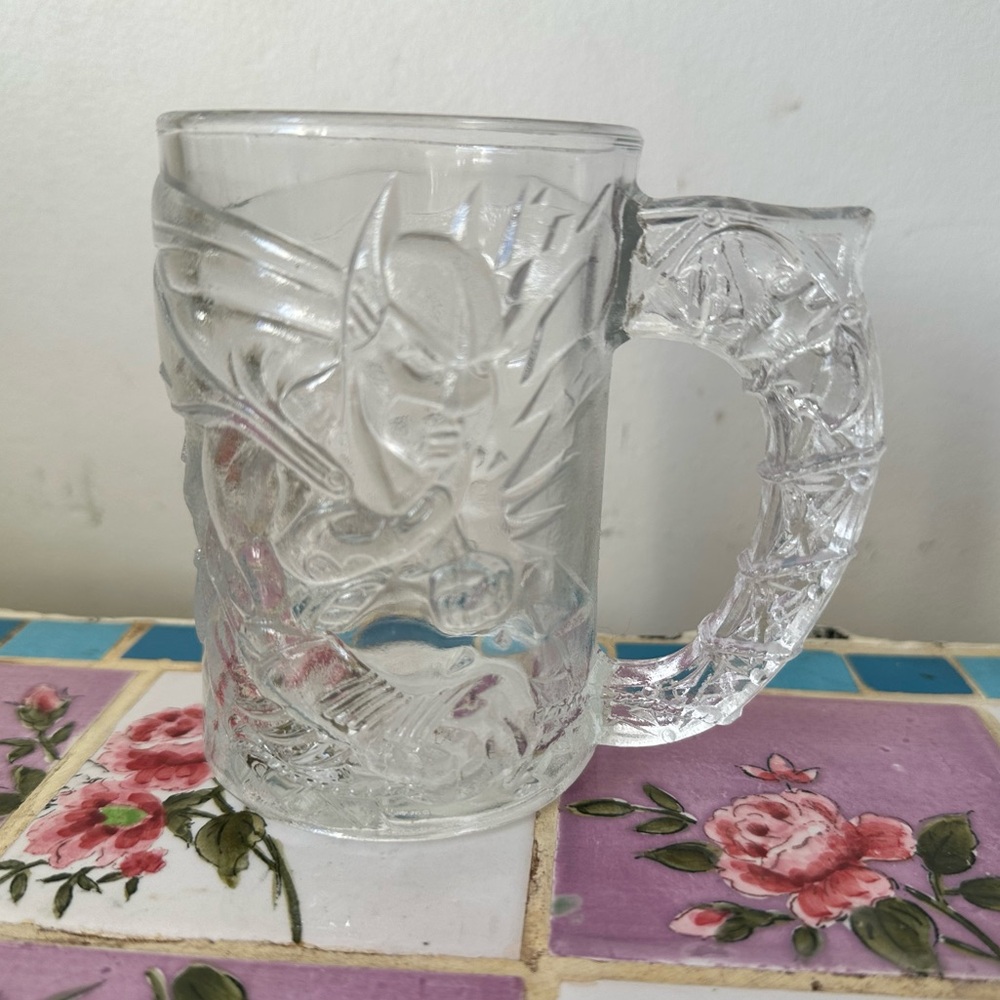 Vintage McDonalds Batman Glass Cup Made in France - Picture 2 of 2